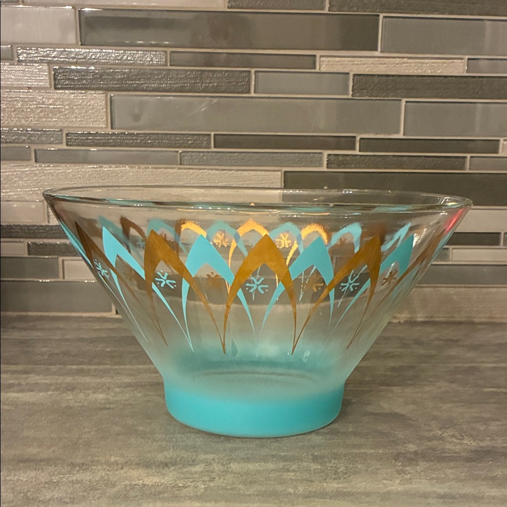 Vintage Anchor Hocking Turquoise & Gold Serving Bowl